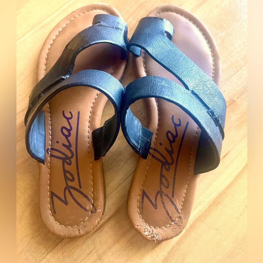Black Sandals Slip On Toe Ring Slide Shoes 5 Clean Girl Summer Spring vacation